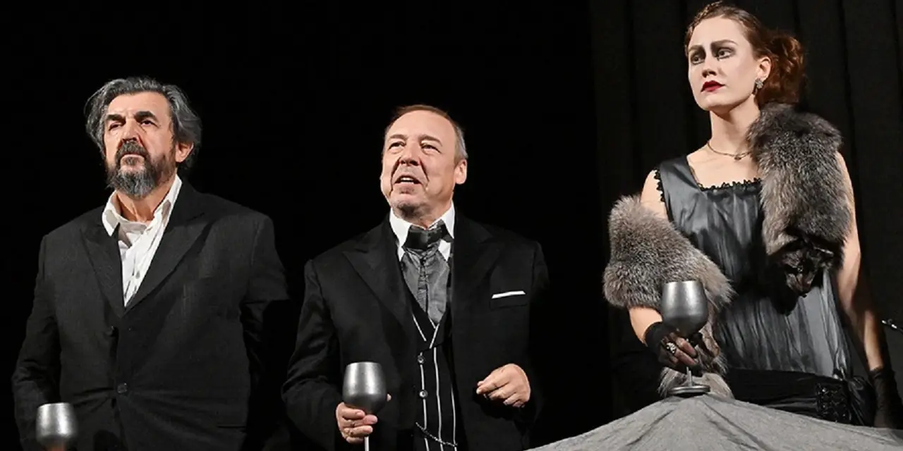 Самоубийца